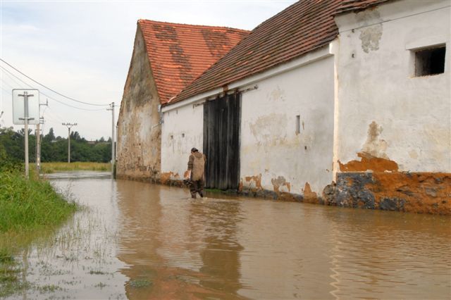 Rozvodněná Úslava v Plzni-Koterově. | Foto: Magistrát města Plzně