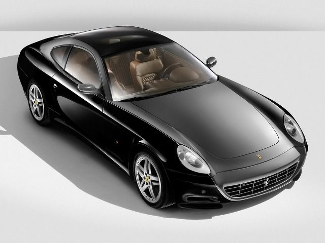 Také by se měl představit nástupce tohoto vozu - Ferrari 612 | Foto: Ferrari