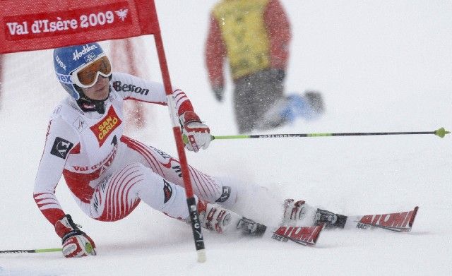 Kathrin Zettelová se do prvního kola obřího slalomu položila pořádně. | Foto: Reuters