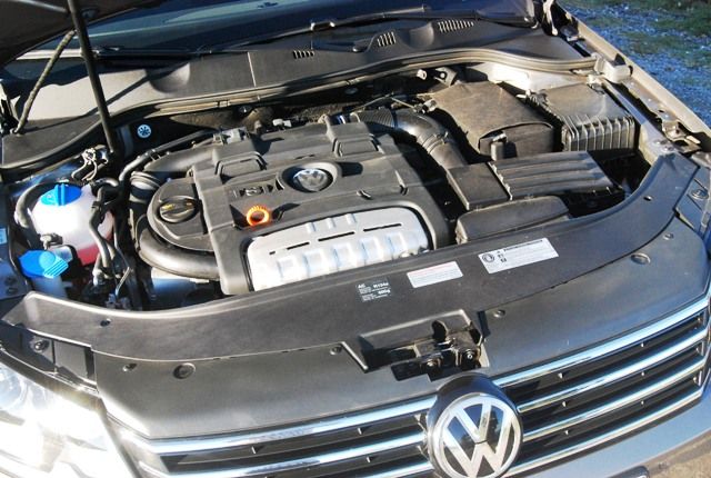 Vyzkoušeli jsme nejsilnější turbodiesel a také dvoustupňově přeplňovaný benzinový motor o objemu 1,4 litru. | Foto: Radek Pecák