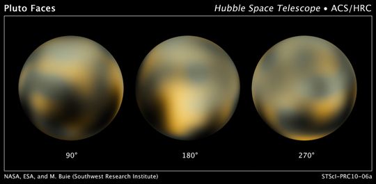 Na nových záběrech z Hubbleova teleskopu je patrné zesvětlení severu a ztmavení na jihu Pluta. | Foto: NASA