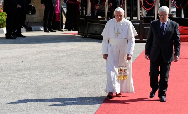 Papež a Mahmúd Abbás | Foto: Reuters