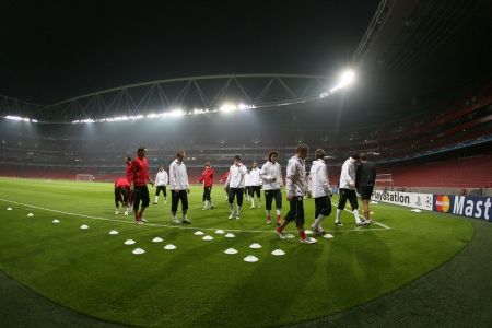 Trénink Slavie na Emirates Stadium, kde se v utkání Ligy mistrů střetne s Arsenalem Londýn. | Foto: www.slavia.cz (Martin Malý)