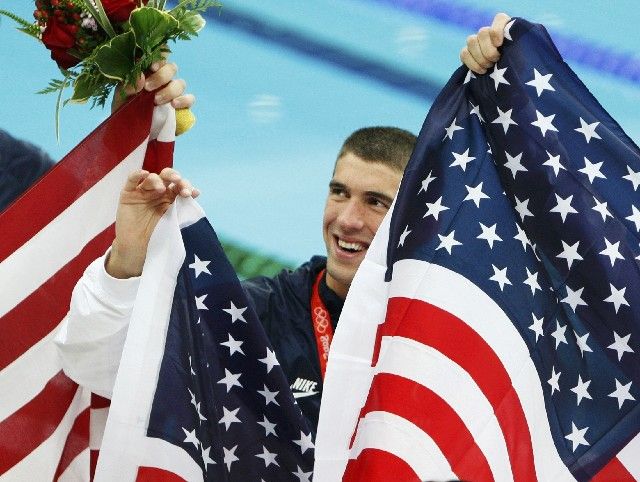 Americký hrdina Michael Phelps ovládl olympijské hry v Pekingu. | Foto: Reuters