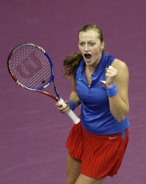 Petra Kvitová se raduje z výhry ve Fed Cupu. Její dvě výhry ve dvouhrách vedly jak k postupu do semifinále přes Slovensko, tak do finále přes Belgii. | Foto: Ivo Pospíšil