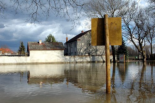 Horka nad Moravou - neděle 2. dubna, nejkritičtější den. | Foto: Lubomír Světnička