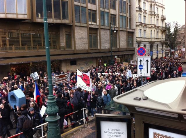 Kromě pražských studentů sem zavítaly výpravy i z dalších měst. | Foto: Jakub Geier