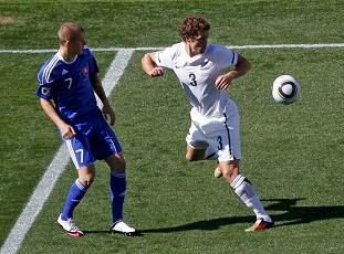 Tony Lochhead a Vladimir Weiss mladší. | Foto: Sport