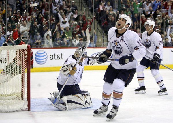 To snad ne! Edmontonský asistent kapitána Jarret Stoll reaguje na právě obdržený gól od Minnesoty. | Foto: Reuters