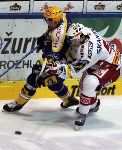 Mezi lety 2001 až 2010 z Moravy kromě Vsetína panoval už jen jednou Zlín,... | Foto: Aktuálně.cz