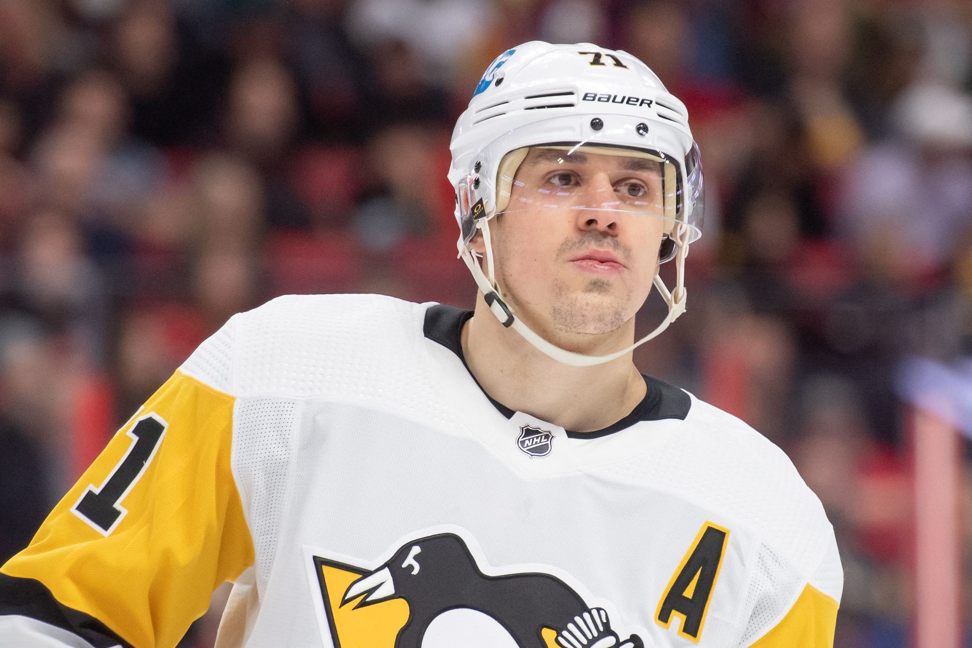 Unprecedented Own Goal by Yevgeny Malkin Results in Penguins Loss to Arizona: NHL Game Recap