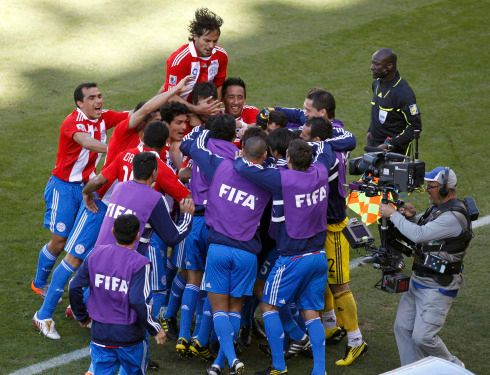 Radost Paraguayjců po vstřelené brance | Foto: Reuters