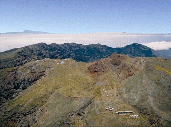 Letecký pohled na celý areál astronomické observatoře. | Foto: IAC