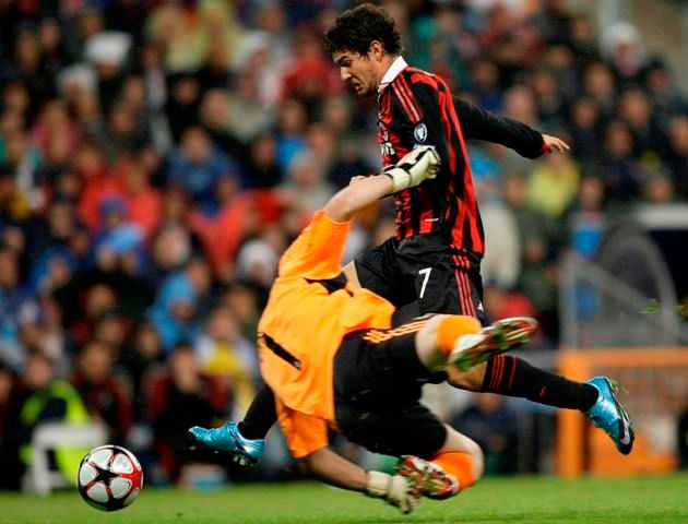 I přesto ale Milánští na stadionu Santiaga Bernabeu uspěli, když rozhodující branku vstřelil Pato. | Foto: Reuters