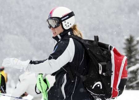 Anja Pearson ze Švédska. Slalomářky mají smůlu, kombinace je přeložena | Foto: Reuters