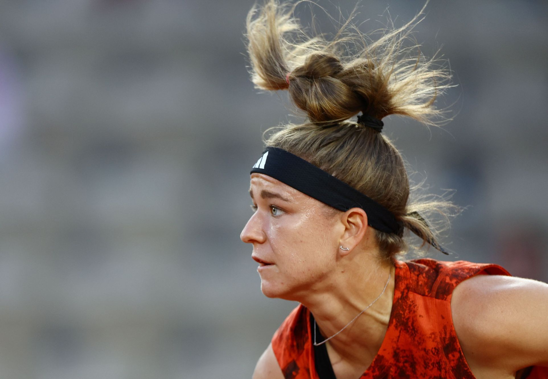 Karolína Muchová Advances to Round of 16 at French Open