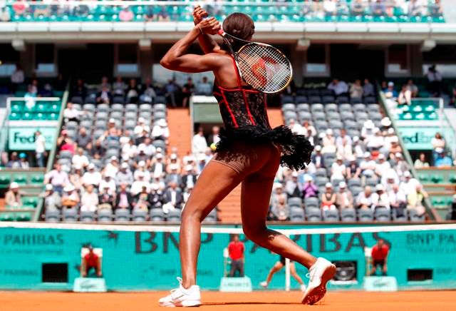 Venus Williamsová na French Open | Foto: Reuters