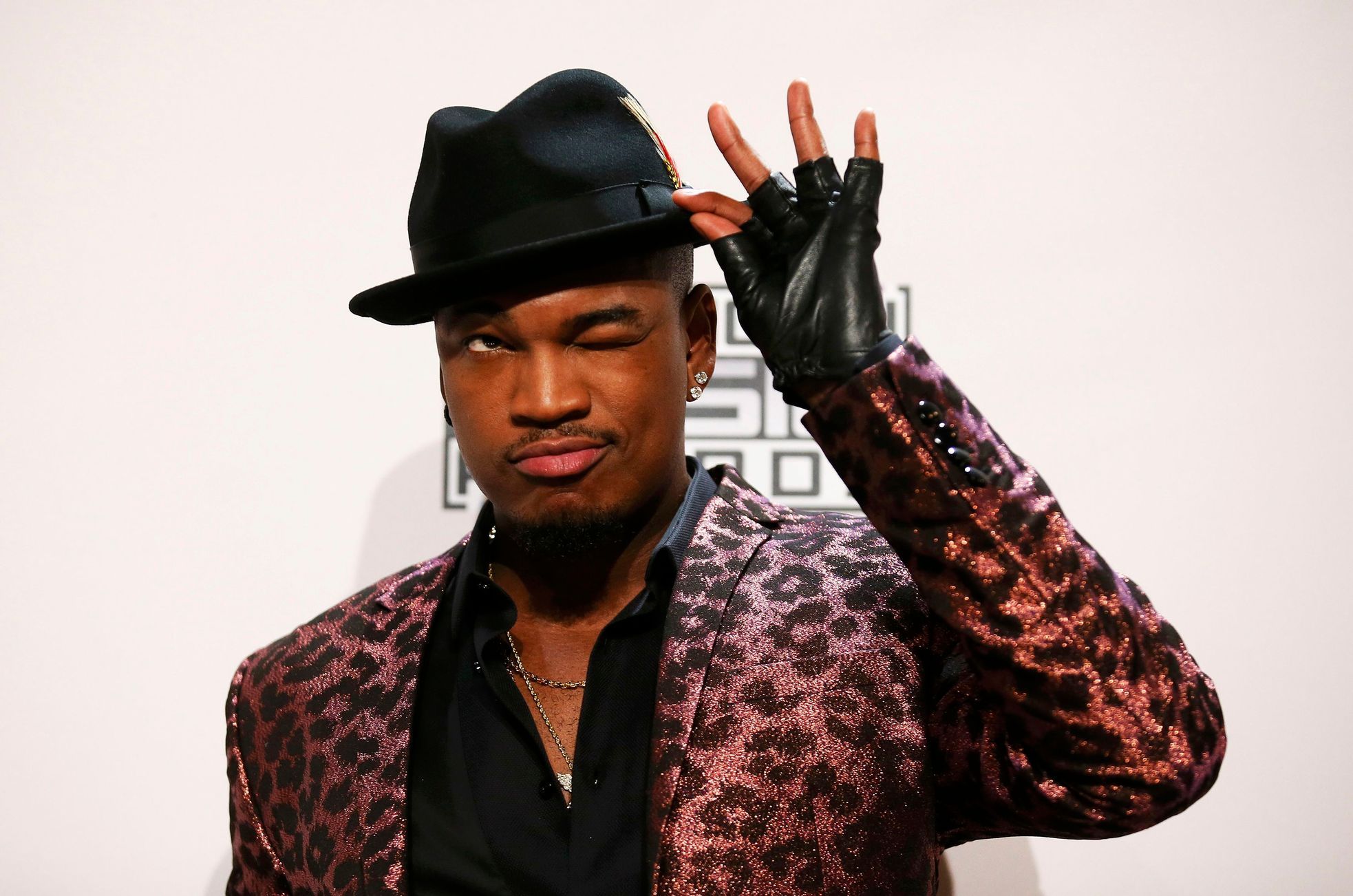 Ne yo. Juicy j 2022. Juicy j Singer. R&B-певец. Non-Fiction ne-yo.