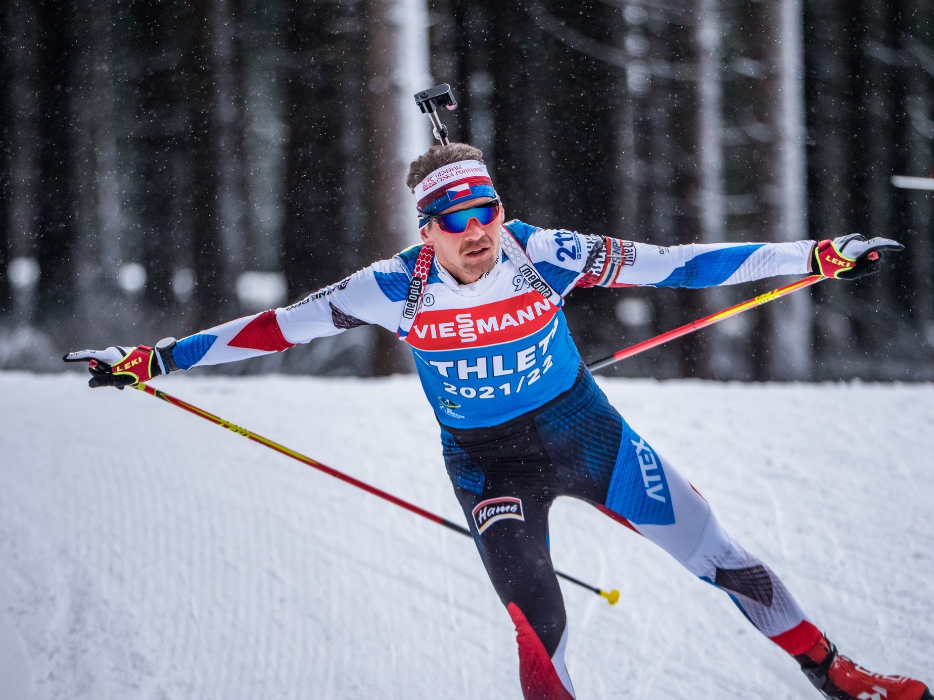 Krčmář et Václavík ont ​​marqué au début des Championnats du monde à Oberhof, et Loginov a remporté le sprint