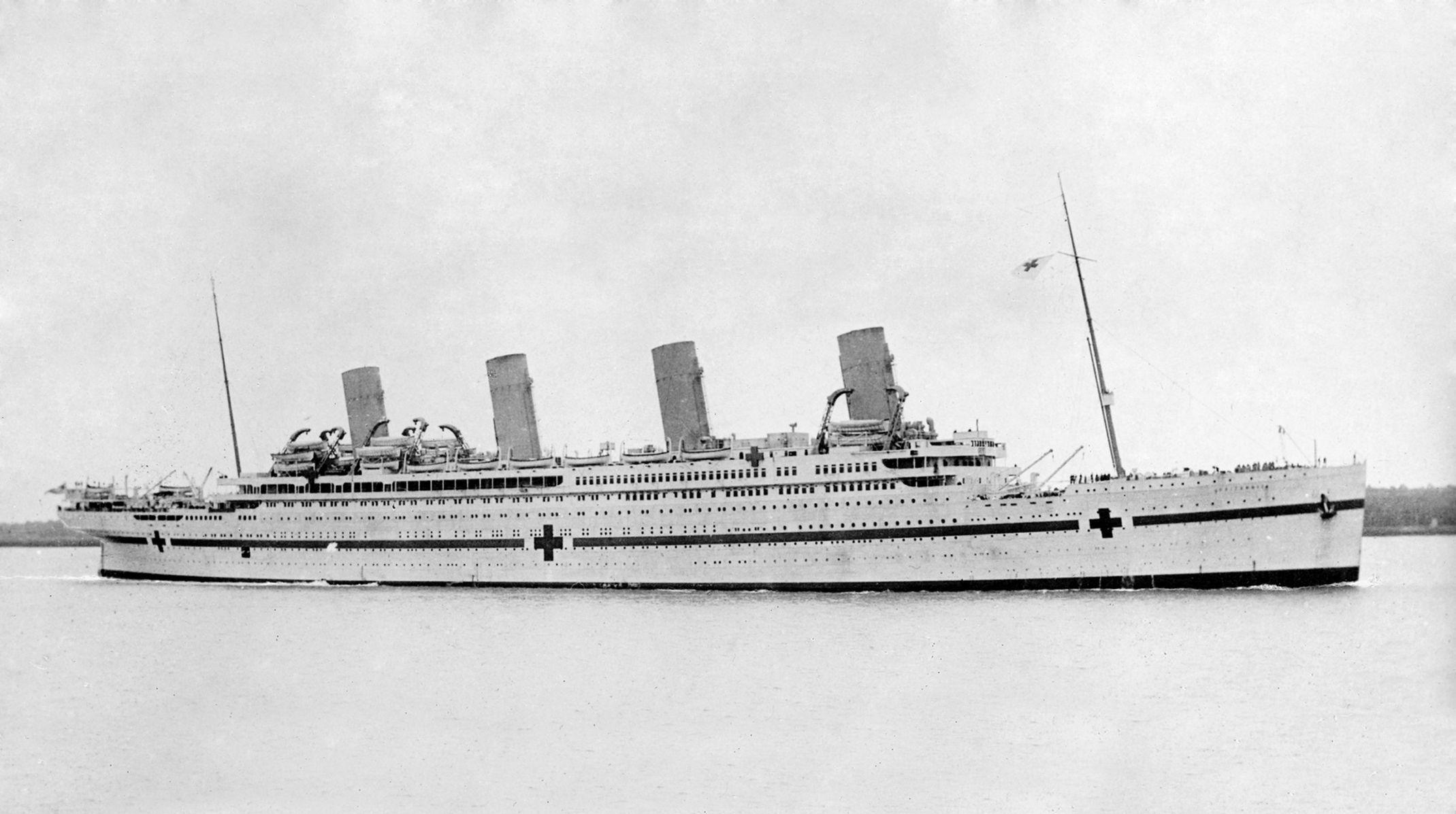 Ke dnu šla rychleji než Titanic. Příběh sesterské lodi slavného parníku zná málokdo