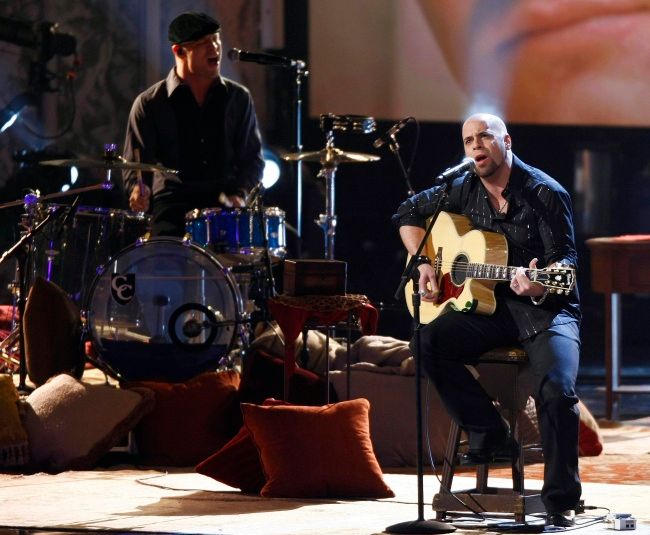 Daughtry na Amerických hudebních cenách v Los Angeles. | Foto: Reuters