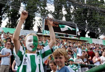 Stadion Bohemians 1905 se mohli spolehnout i na své fanoušky (ilustrační foto) | Foto: Ondřej Besperát