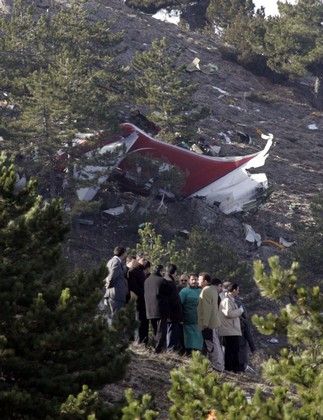 Místní zdroje uvádějí, že s letadlem ztratili kontakt okamžitě poté, co pilot požádal o povolení k přistání. | Foto: Reuters