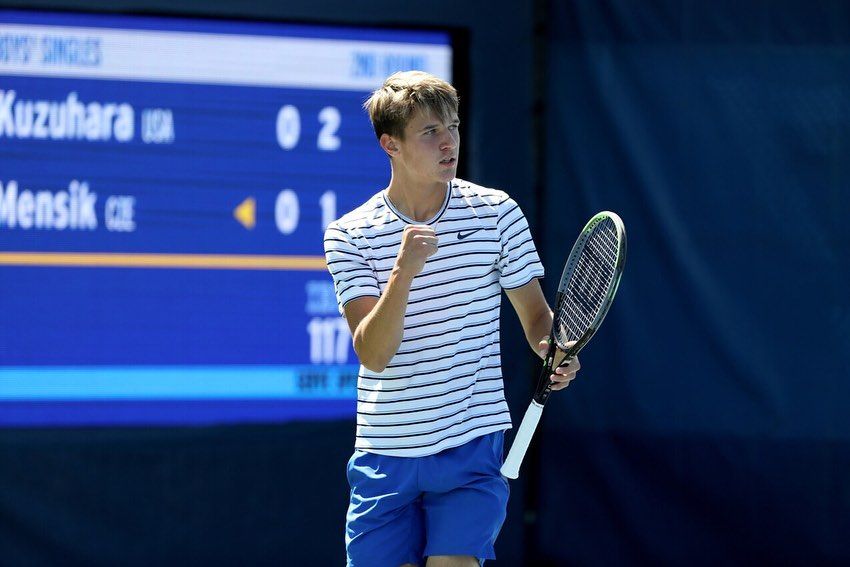 Una spinta al tennis ceco.  Menšík è uno dei migliori junior al mondo, ha anche battuto Borg