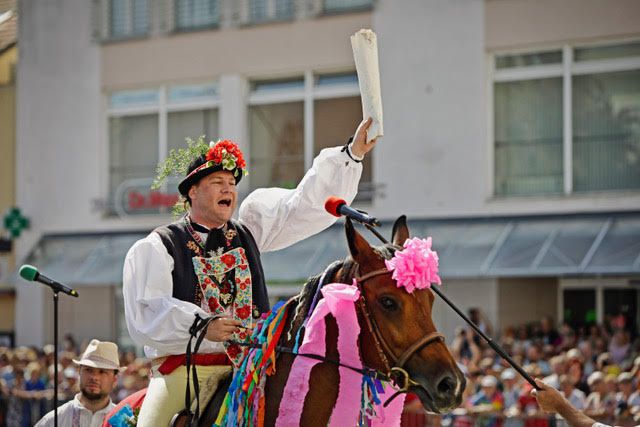 Na festival pravidelně míří desítky tisíc lidí, vzhledem k tomu, že většina programu je zdarma, nemají pořadatelé přesný údaj. | Foto: Libor Fojtík