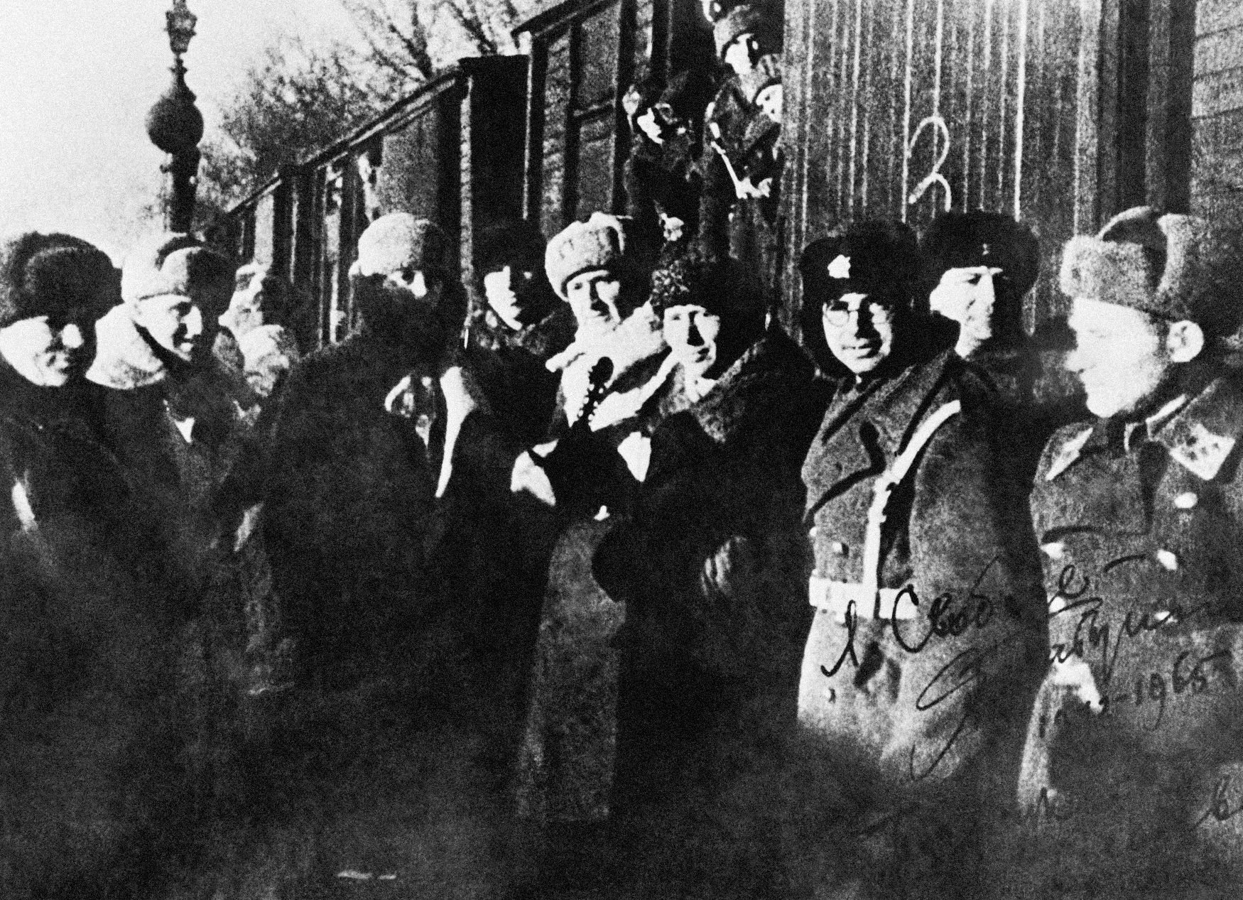 Der einzige Ausweg aus den Lagern.  So kamen die Tschechoslowaken durch den Russen Buzuluk in die Freiheit.