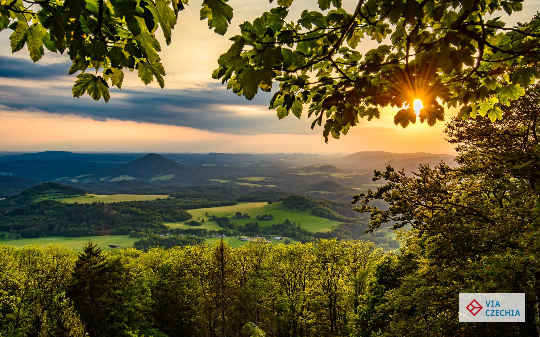 Krásy Česka po severní hranici ve 47 etapách. Jak projít zemi od západu na východ