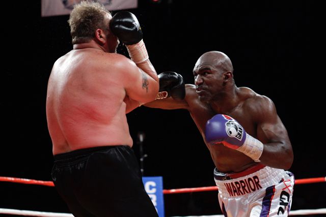 Evander Holyfield vs Francois Botha | Foto: Reuters