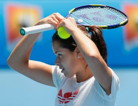 Ana Ivanovičová se připravuje v Melbourne Parku na Australian Open | Foto: Václav Rojík