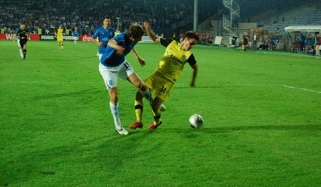 V 50. minutě přišel klíčový moment zápasu. Bosacki vlastní nešikovností fauloval v pokutovém území Kadlece. | Foto: Jakub Šafránek