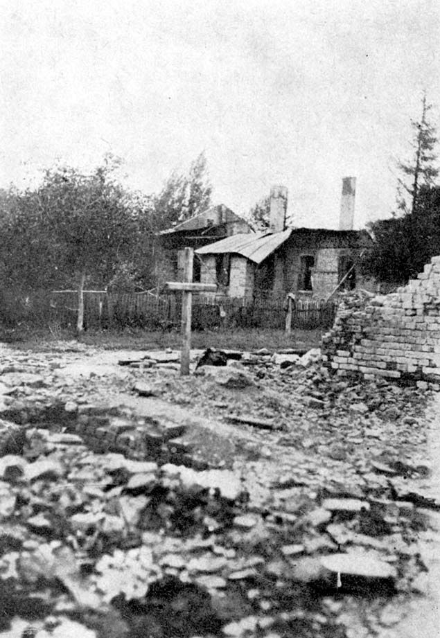 Usedlost Josefa Dobrého - Spáleniště, kde nacisté 13. 7. 1943 upálili většinu žen a dětí Českého Malína. Zahynulo celkem 374 Čechů (104 mužů, 161 žen a 105 dětí). | Foto: Sdružení Čechů z Volyně a jejich přátel / www.scvp.eu