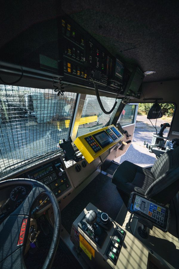 Kabina je určená třem cestujícím včetně řidiče. | Foto: Policie ČR