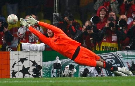 Petr Čech v akci. (Ilustrační foto) | Foto: Reuters