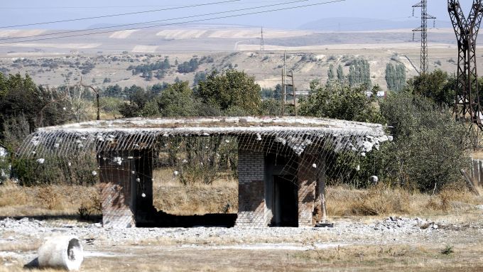 Železniční stanice mezi městy Gori a Kareli, kterou zničili ruské jednotky při invazi do Gruzie | Foto: Reuters