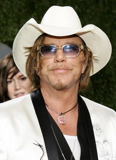 Oscar 2009: Dvojitě smutný navrátilec Mickey Rourke. Sošku za Wrestlera nezíksla, navíc mu před pár dny umřela čivava | Foto: Reuters