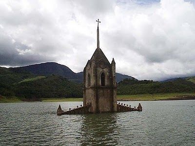 Kostel v Potosí, Venezuela, začátek roku 2009 | Foto: Fidel Ernesto Vásquez I.