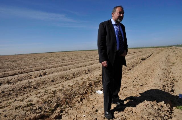 "Izrael je naše země, Palestina jejich". Přes svou nacionalistickou rétoriku propaguje Avigdor Lieberman vznik Palestinského státu | Foto: Reuters