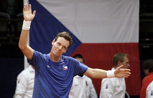 A Tomáš Berdych mohl slavit první bod | Foto: Sport