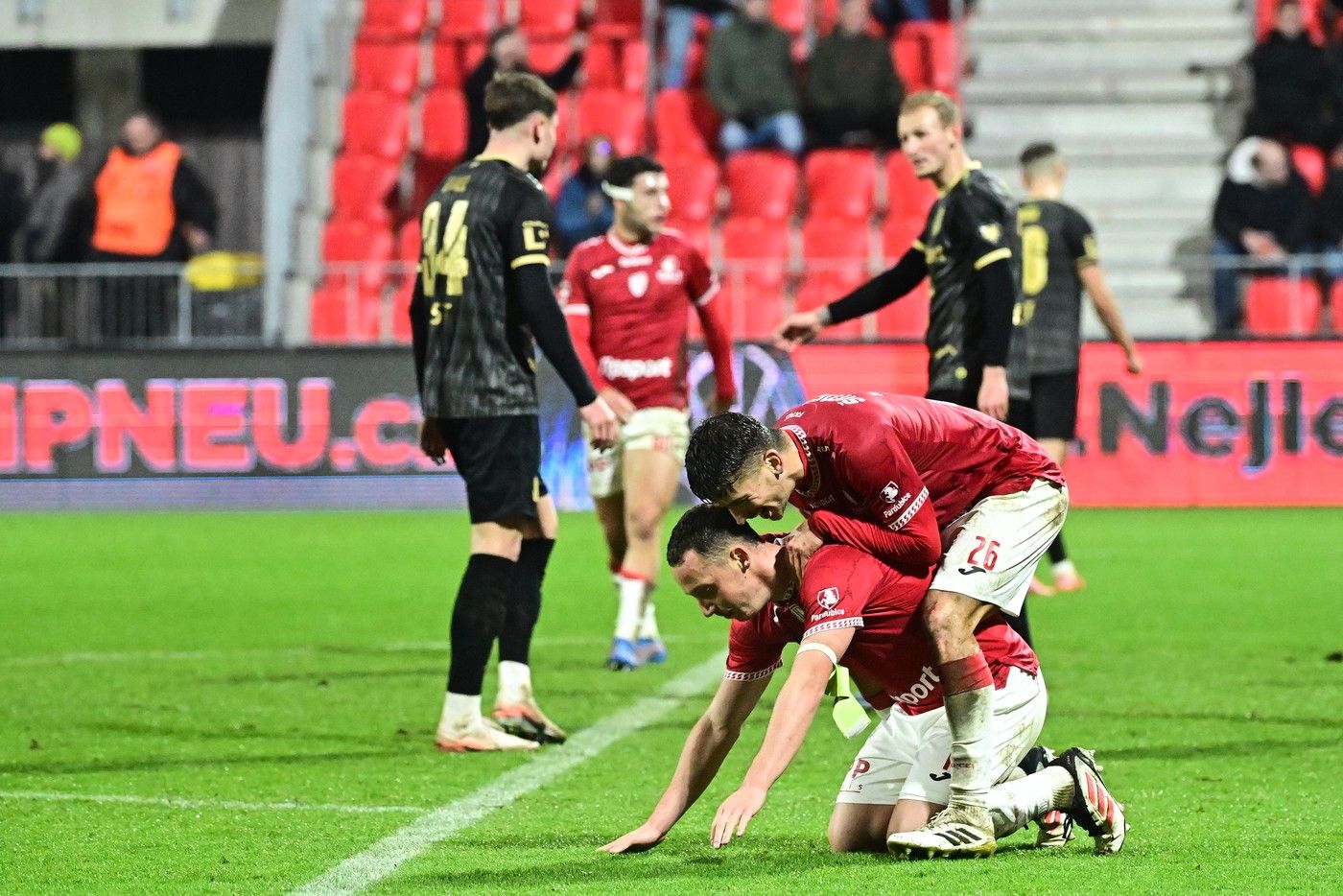 Pardubice vyhrály ve fotbalové lize derby s Hradcem, v tom slezském gól nepadl