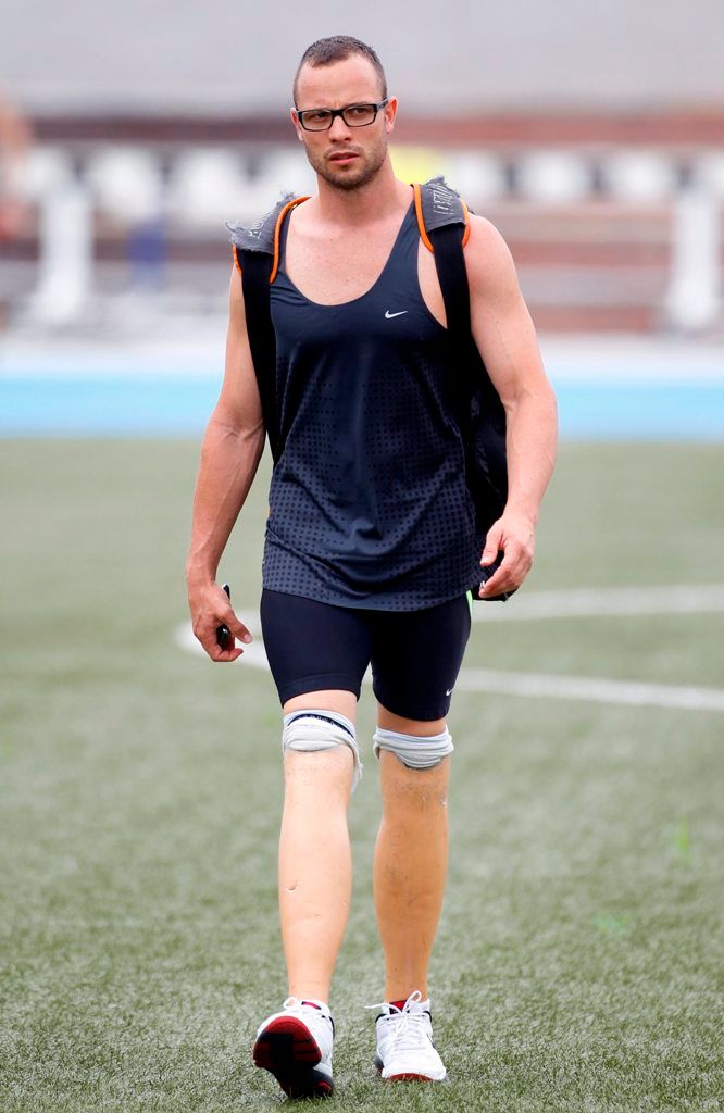 Oscar Pistorius si přichází zatrénovat v dějišti letošního atletického MS v jihokorejském Tegu. Na první pohled vypadá jako ostatní sportovci. | Foto: Reuters