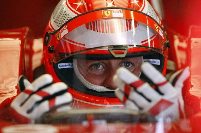 Sedminásobný šampion formule jedna Michael Schumacher testoval nový monopost Ferrari. | Foto: Reuters