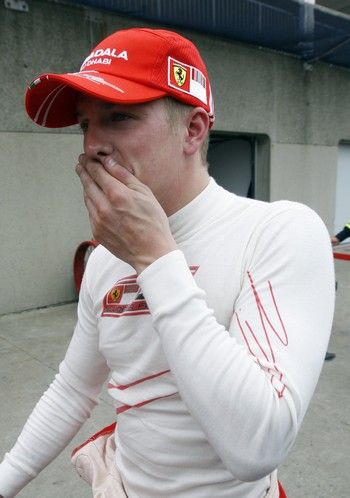 Třetí nejrychlejší čas zajel v pátek Kimi Raikkonen. | Foto: Reuters