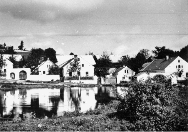 Obec Bažantov v Českém lese v roce 1923 | Foto: Antikomplex