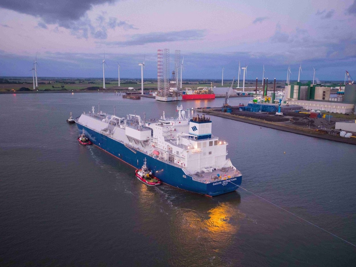 "Pokud EU směrnici nezmění, přestaneme dodávat LNG," hrozí Katar