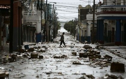 Hurikán Dean řádí v Karibiku | Foto: Reuters