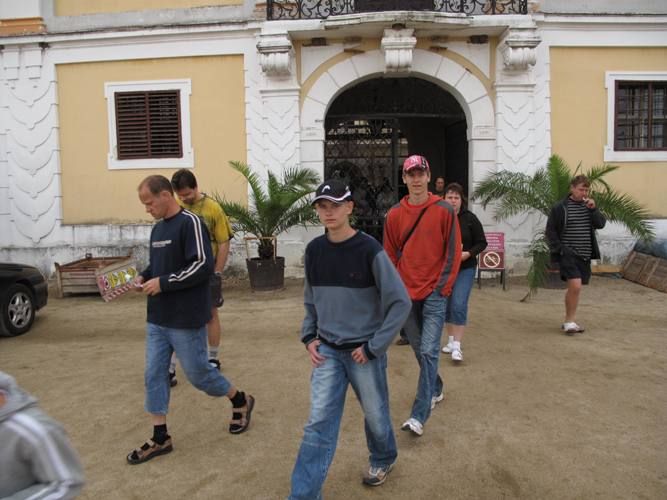 Kluci viděli zámek i předsedu. Jsou spokojení. | Foto: Lenka Smyčková